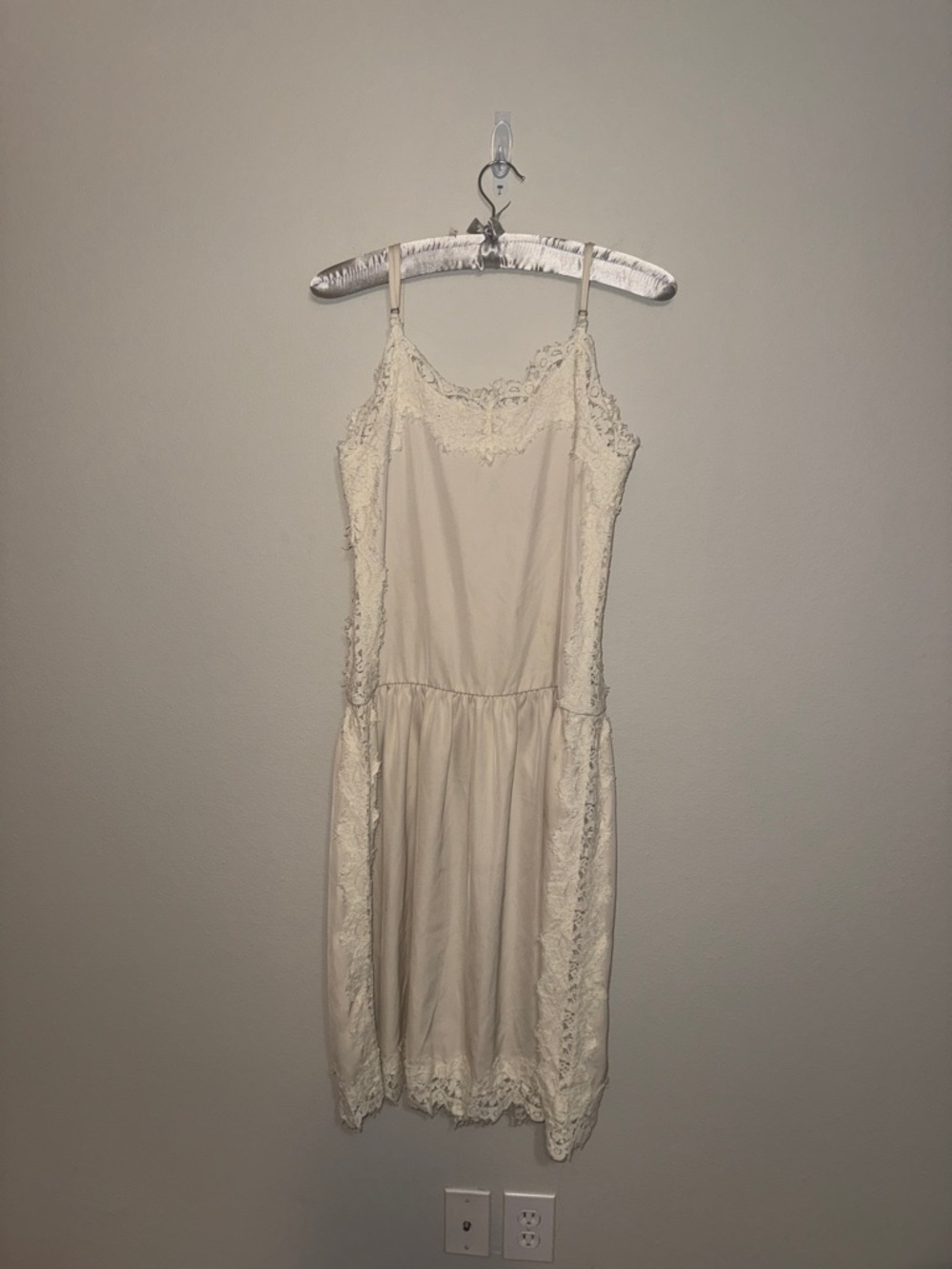 Avantlook Cream Lace-Trim Midi Dress - Small - Picture 5 of 6
